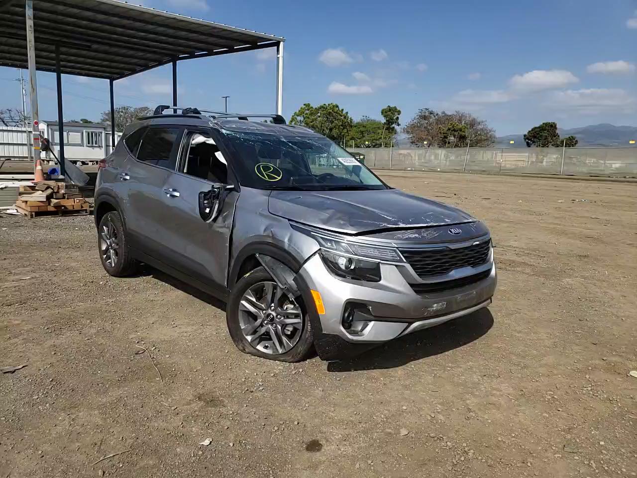 2021 KIA SELTOS S KNDEU2AA3M7159394