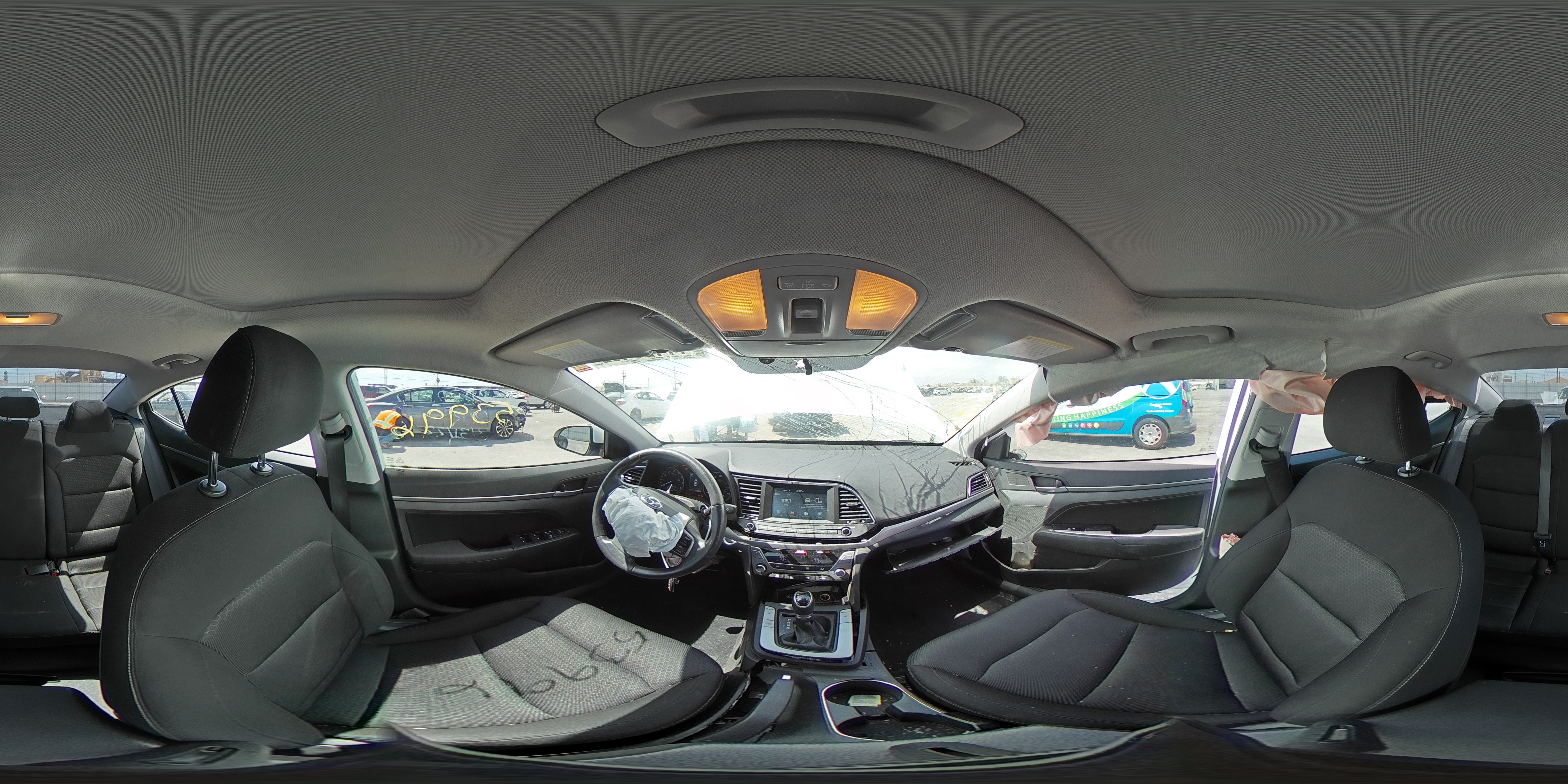 2018 HYUNDAI 260 5NPD84LF6JH260263
