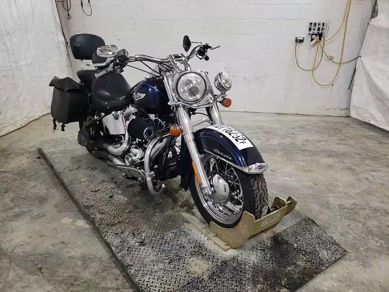 2013 HARLEY-DAVIDSON SOFT TAIL 1HD1JDV18DB028373