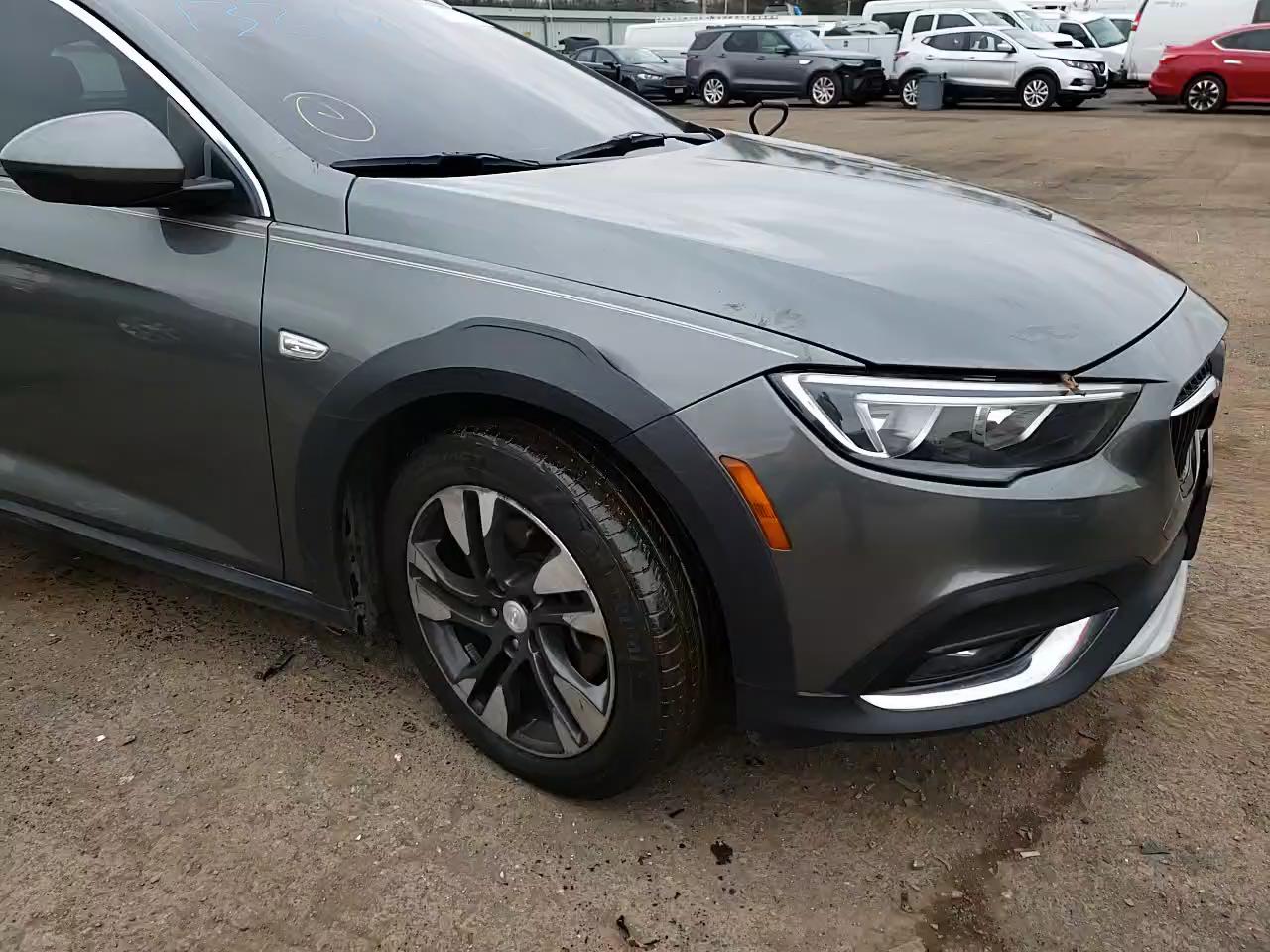 2018 BUICK REGAL TOUR W04GU8SX3J1176946