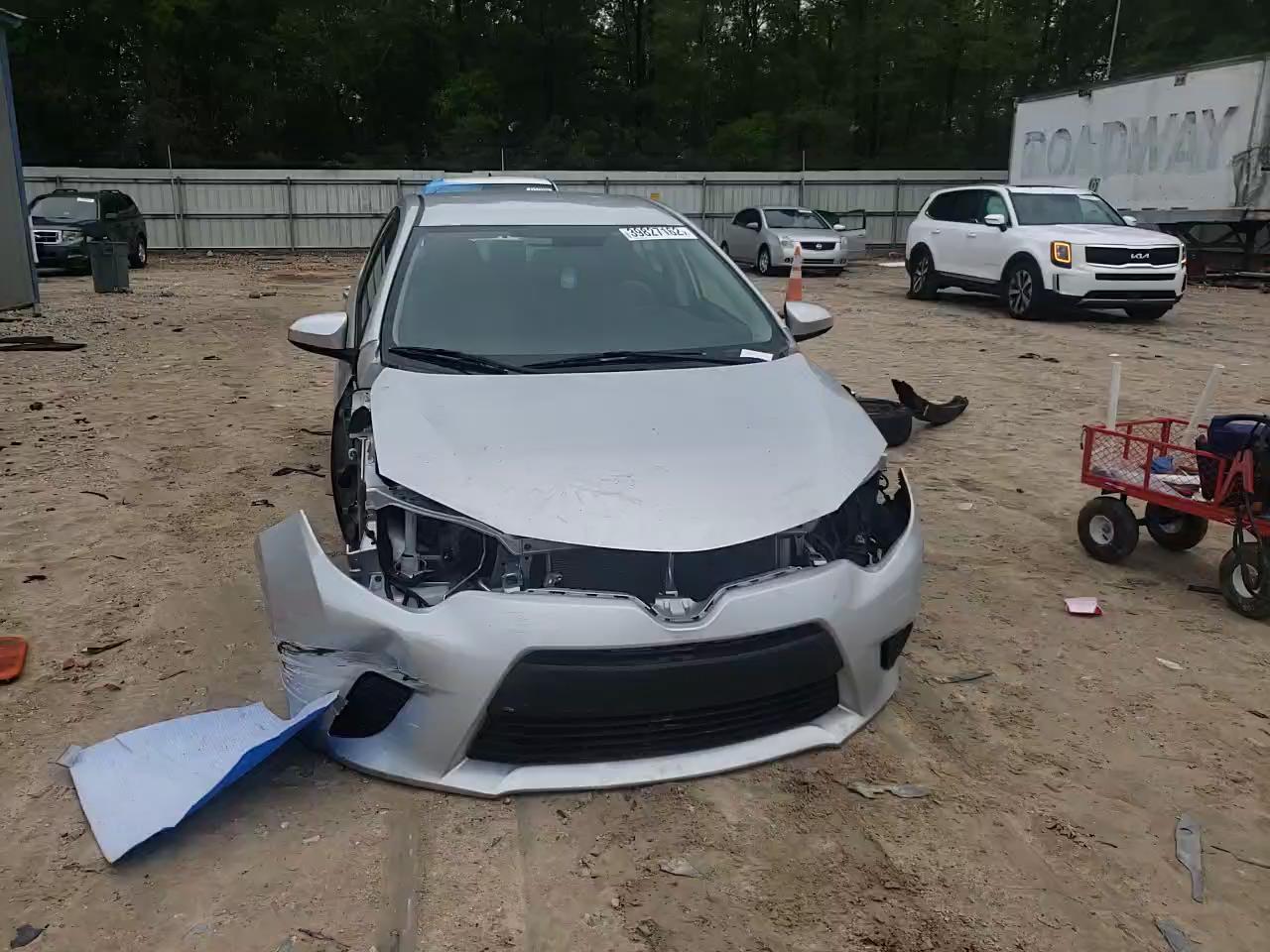 2015 TOYOTA COROLLA L 2T1BURHE3FC272140