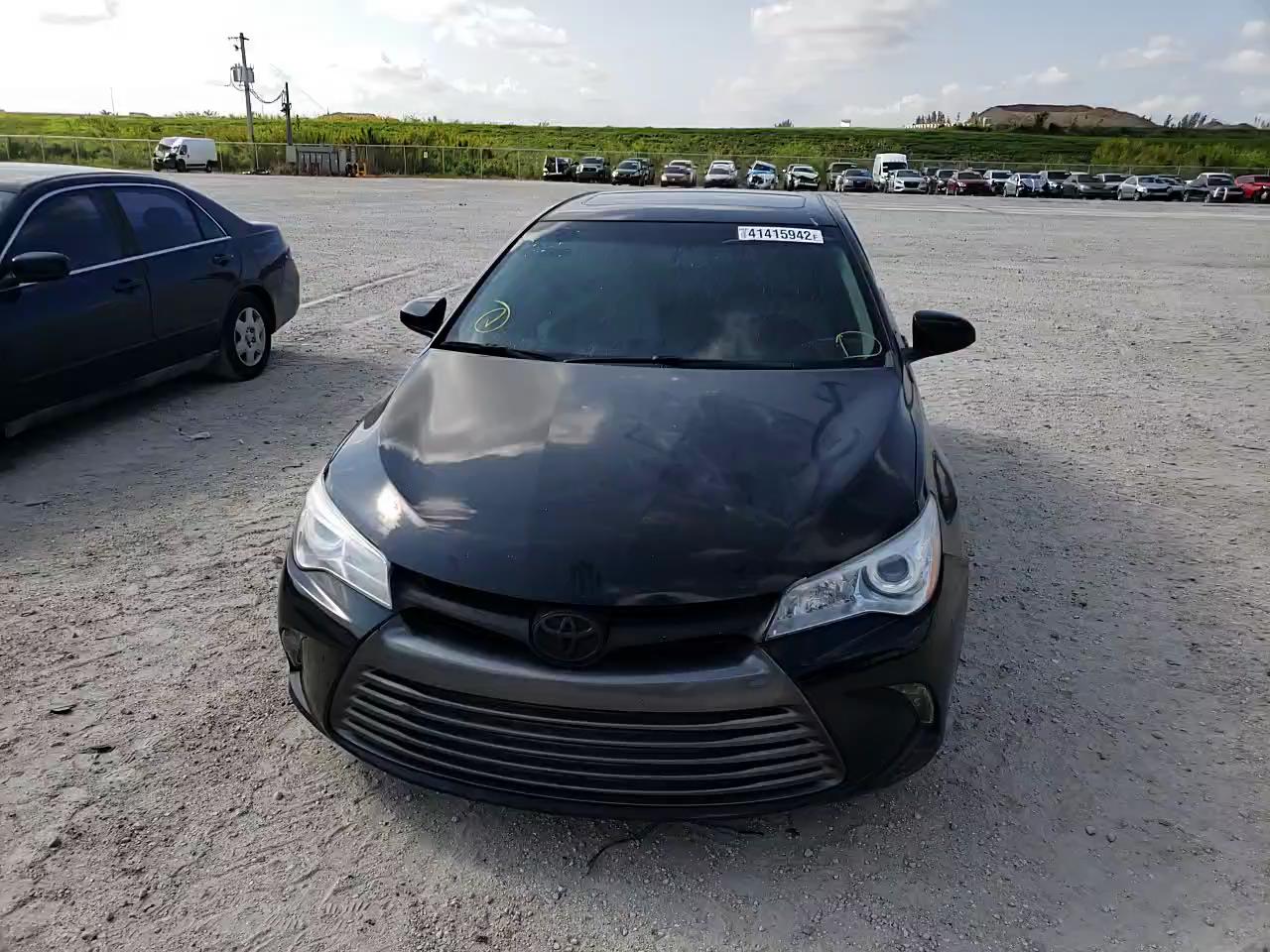 2017 TOYOTA CAMRY LE 4T1BF1FK2HU777396