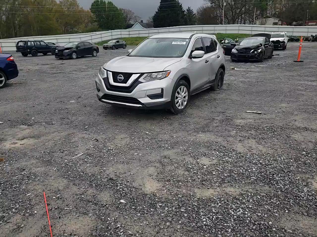 2019 NISSAN ROGUE S/SV JN8AT2MT1KW501348