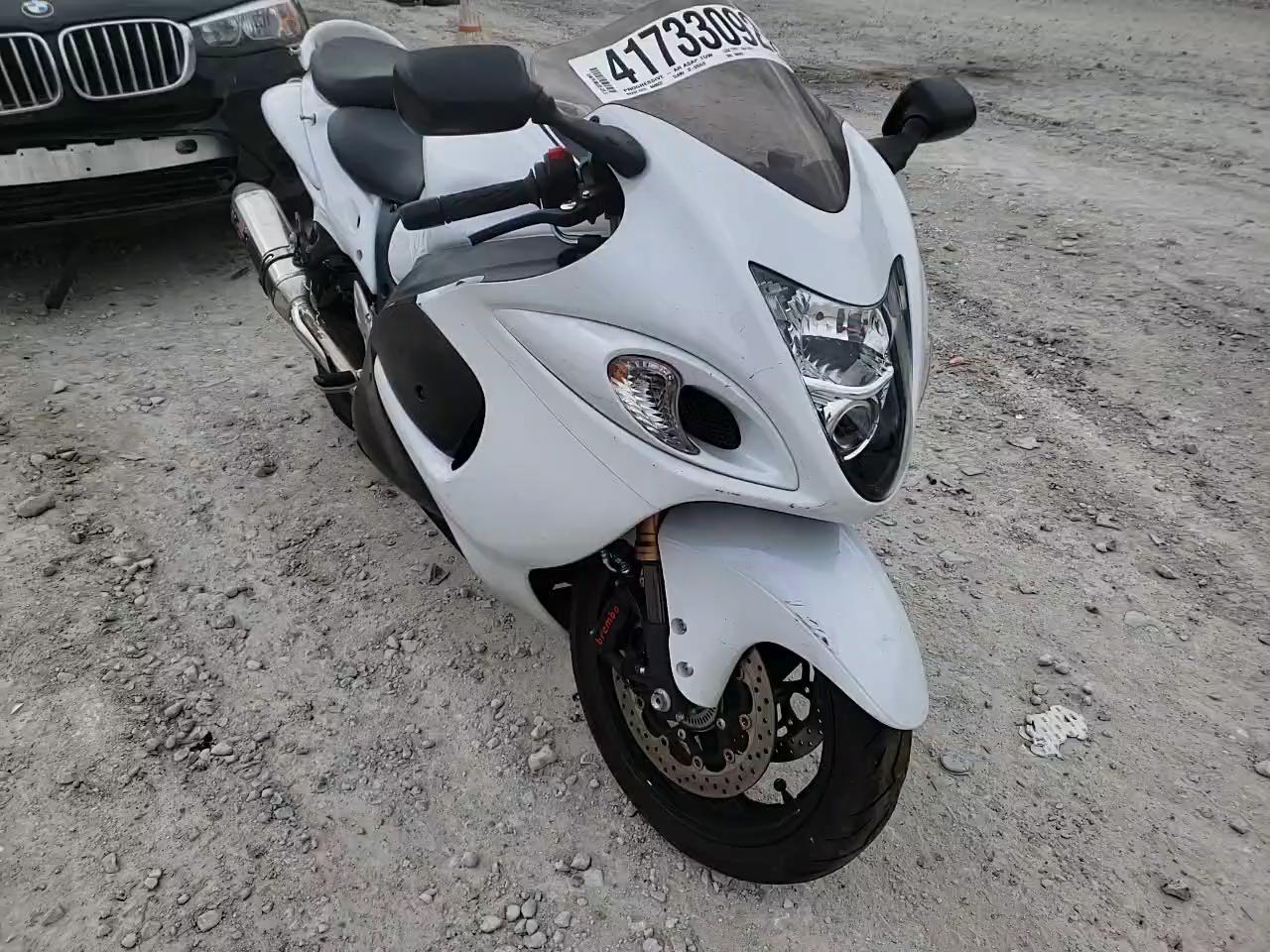 2017 SUZUKI GSX1300 RA JS1GX72B2H2100483