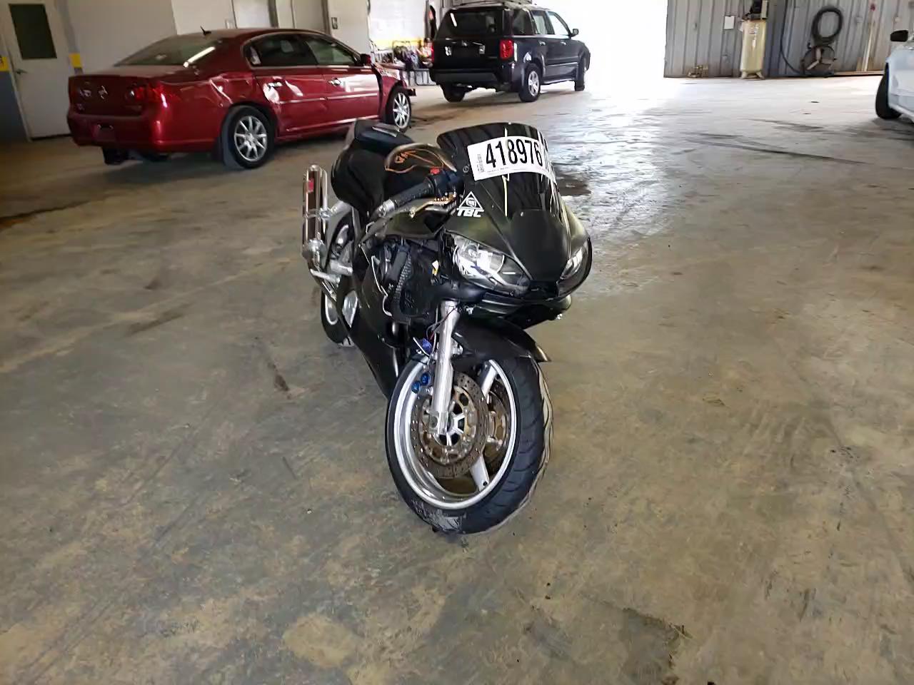 2001 YAMAHA YZFR6 L JYARJ04E11A013261