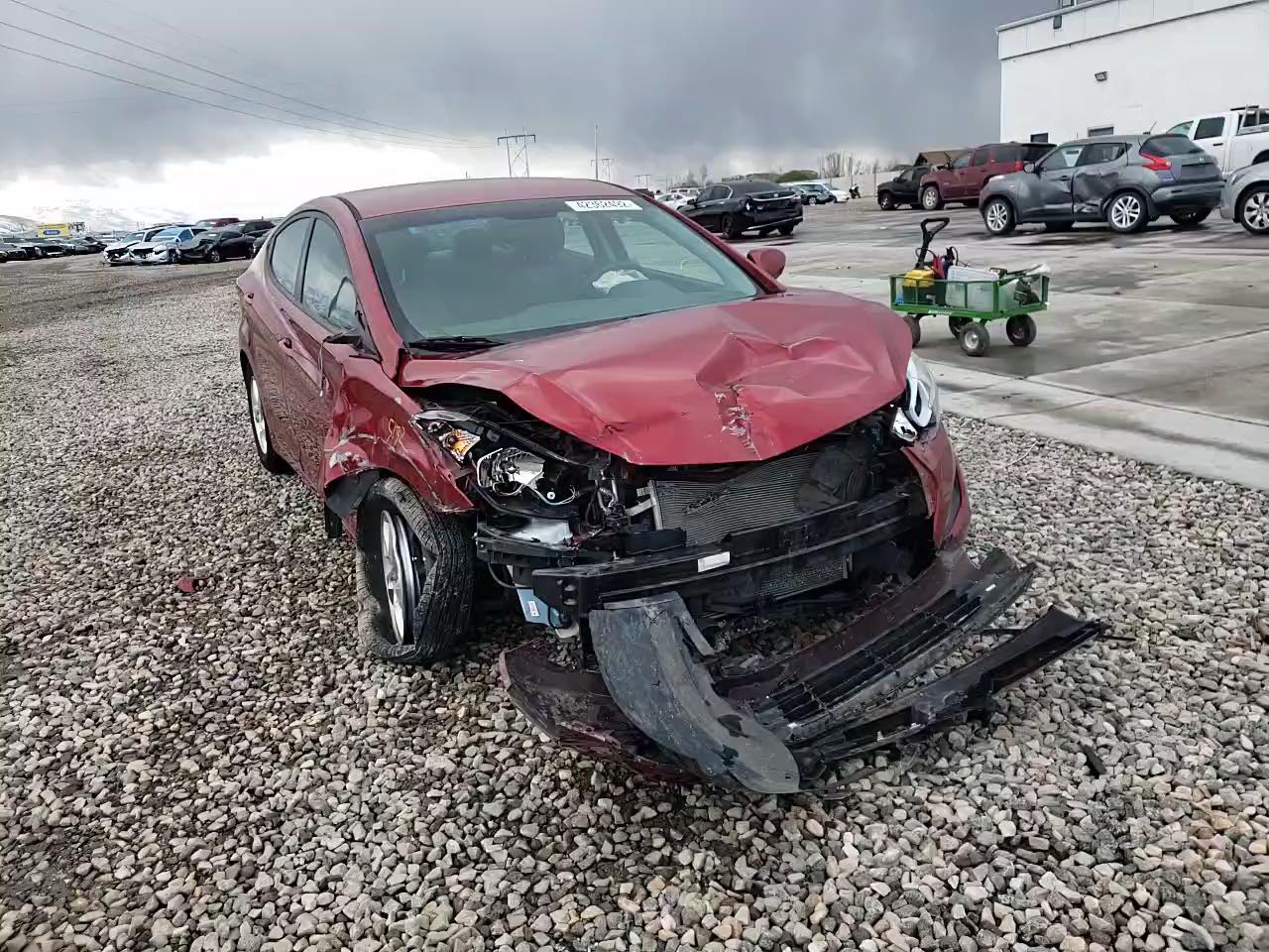 2015 HYUNDAI ELANTRA SE 5NPDH4AE7FH571802