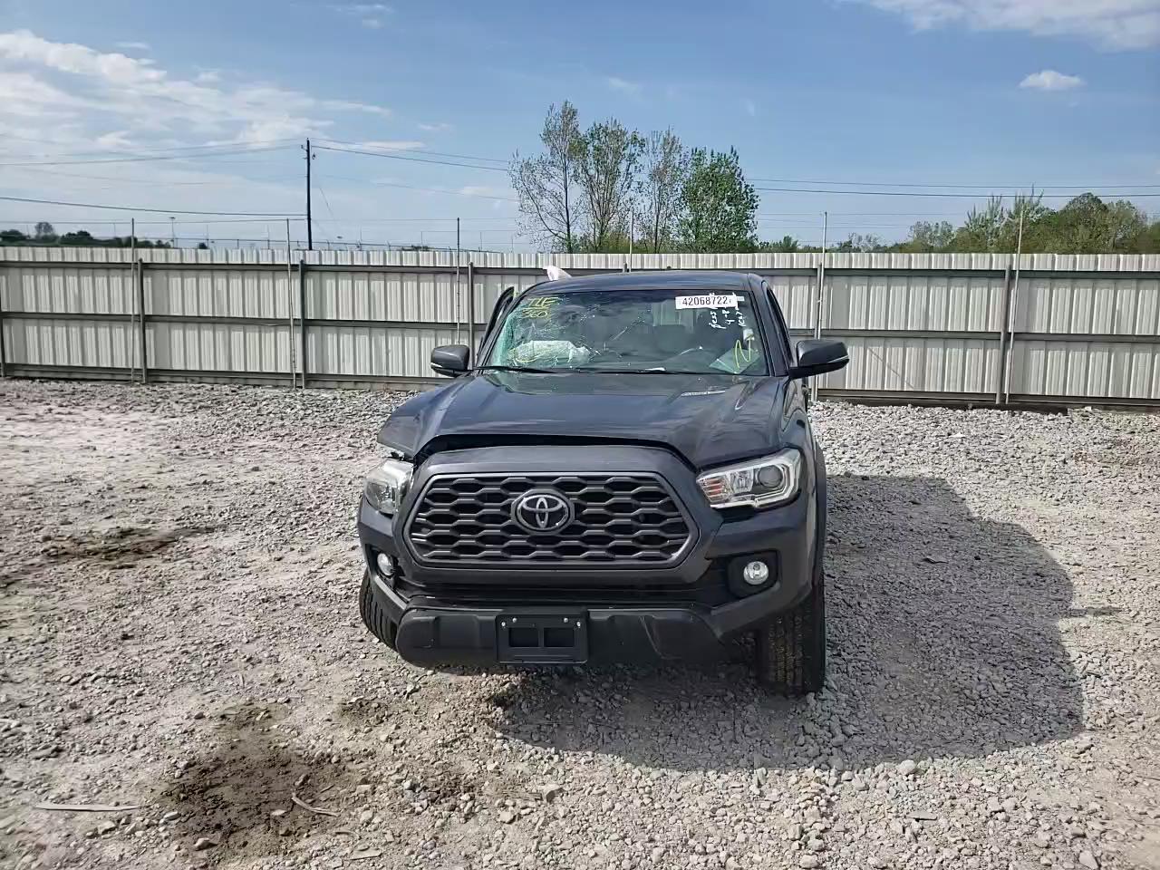 2021 TOYOTA TACOMA DOU 3TMAZ5CN6MM142418