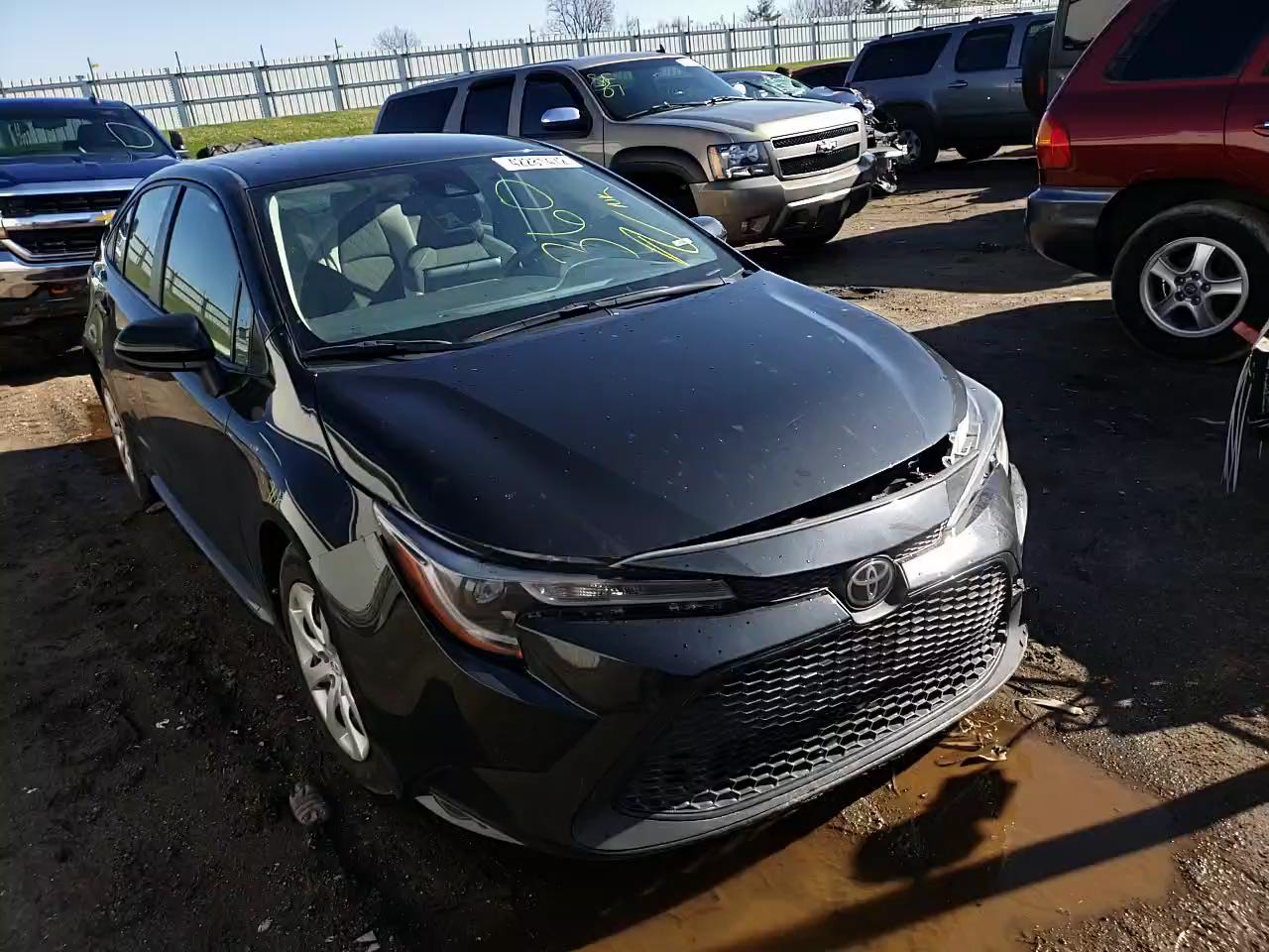 2020 TOYOTA COROLLA LE JTDEPRAE9LJ046683