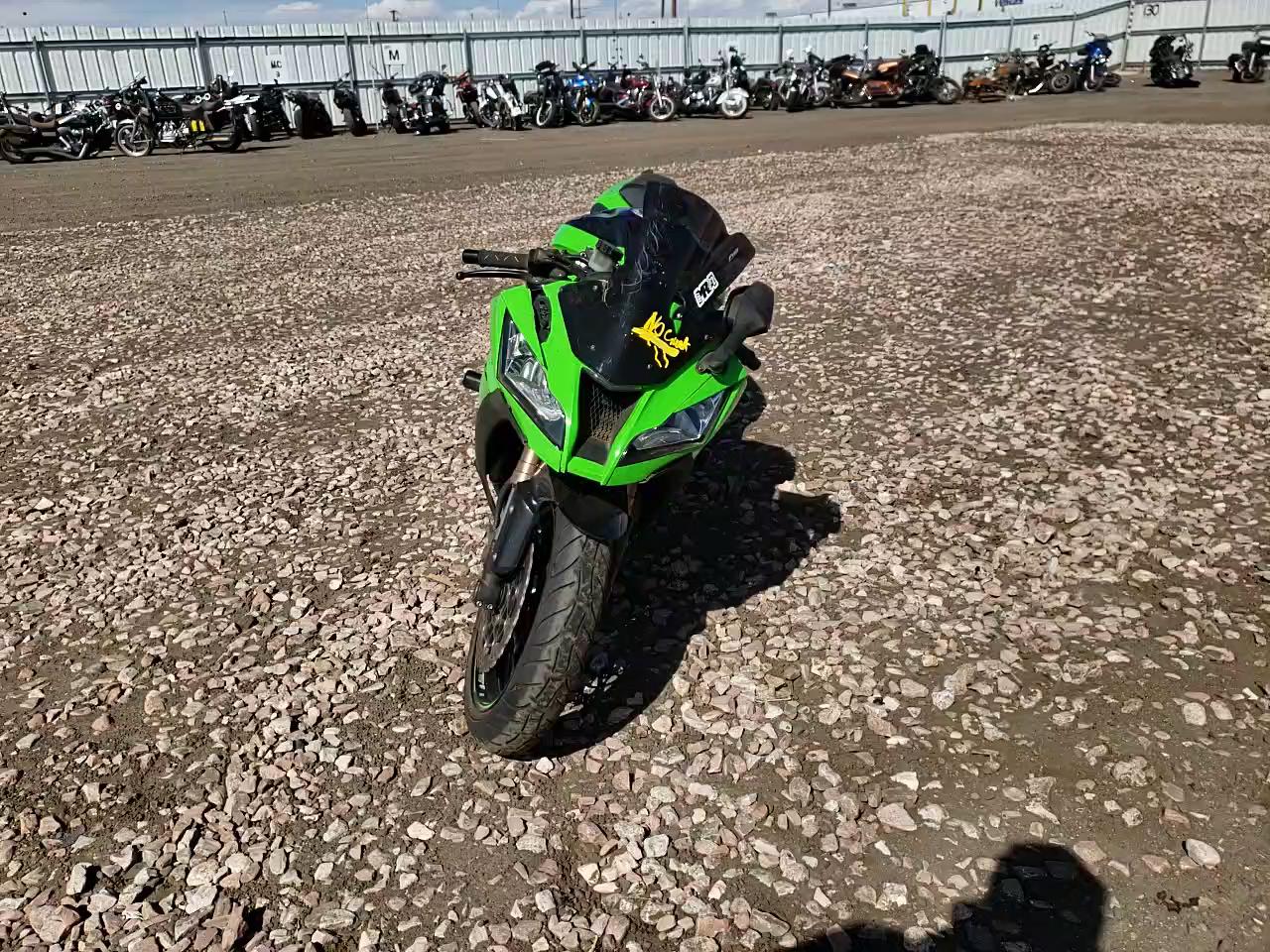2011 KAWASAKI ZX1000 J JKAZXCJ13BA003431