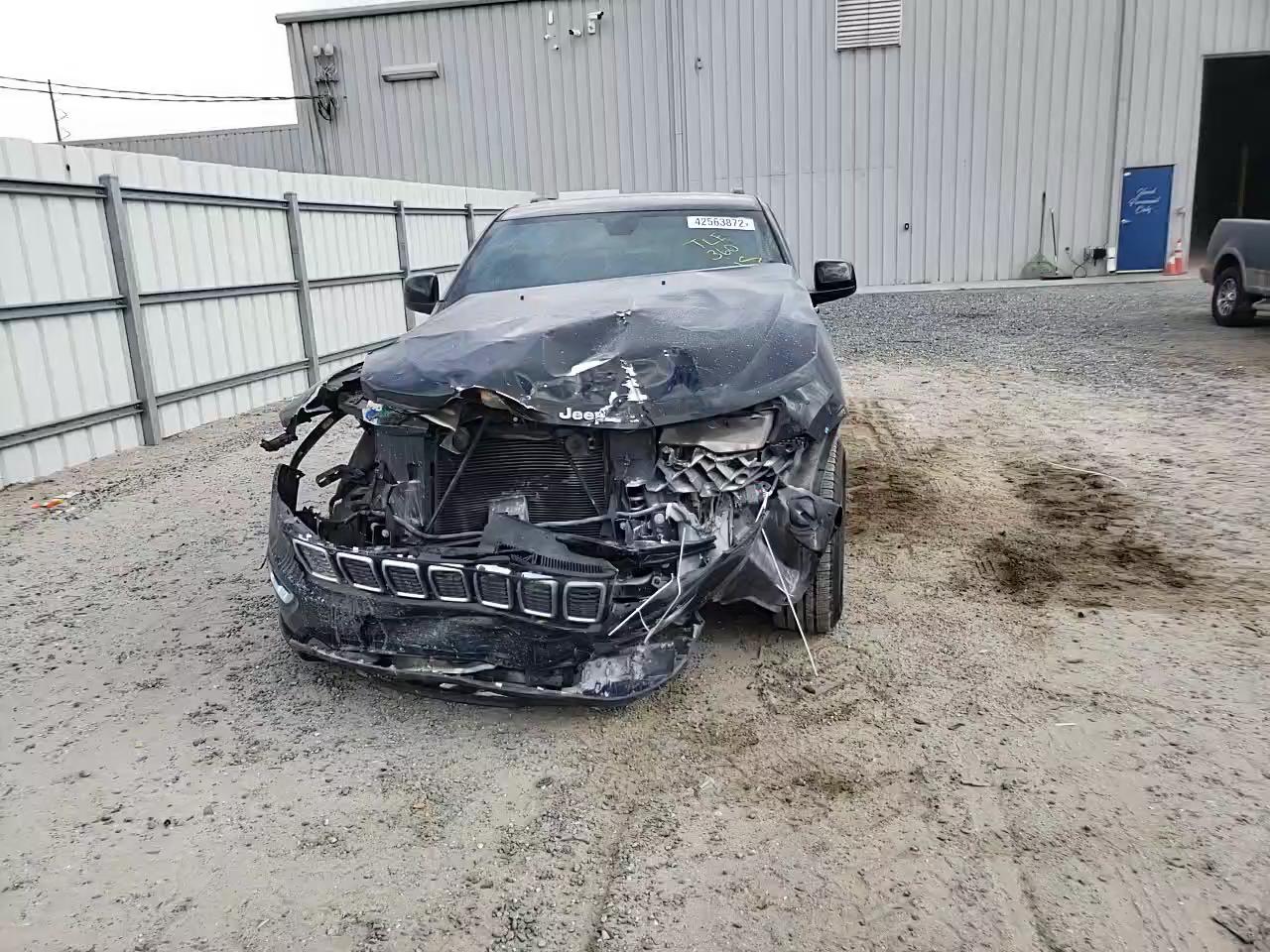 2020 JEEP GRAND CHER 1C4RJEAG3LC373520