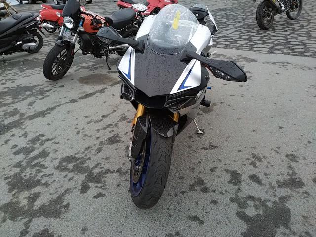 2016 YAMAHA YZFR1M C JYARN40Y1GA000143