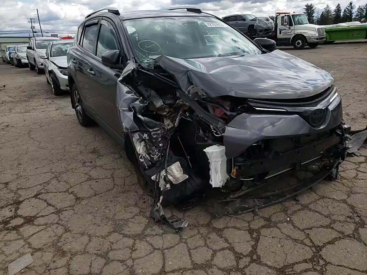 2016 TOYOTA RAV4 LE 2T3BFREV2GW413365