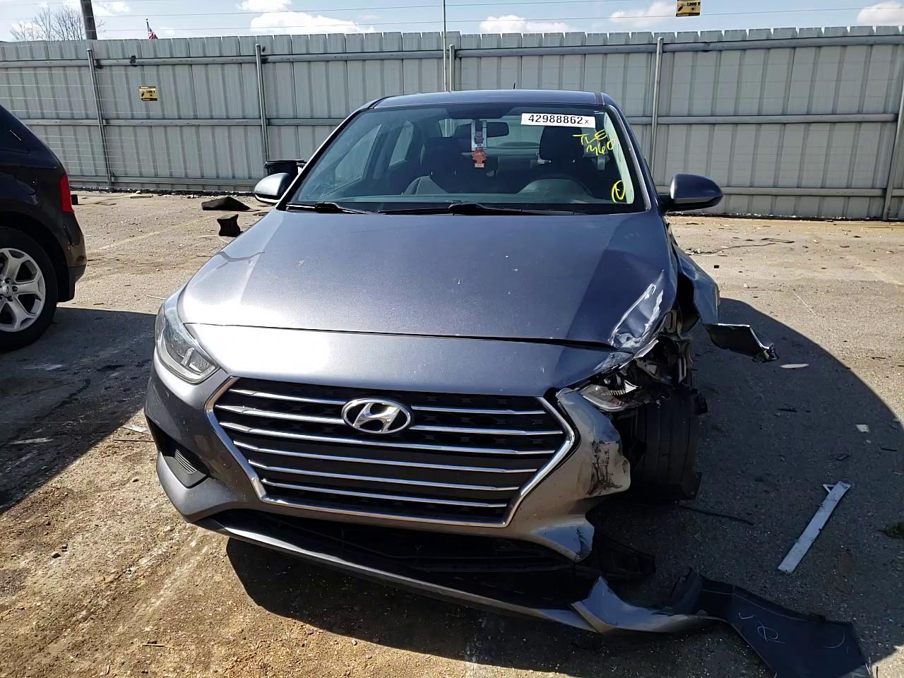 2019 HYUNDAI ACCENT SE 3KPC24A34KE068643
