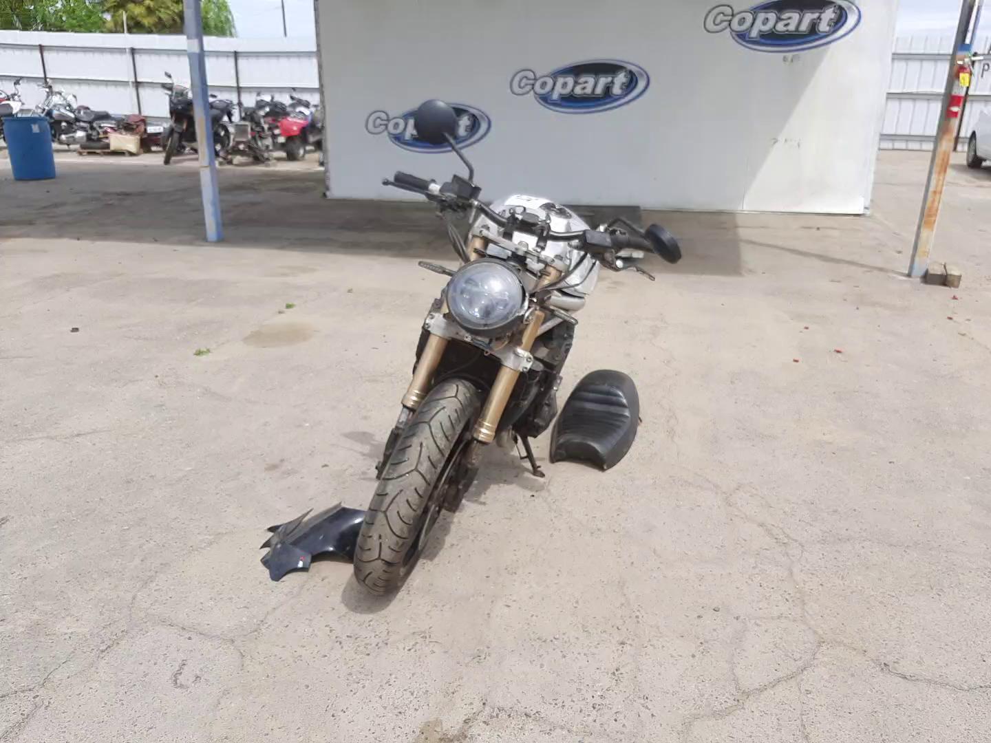 2002 SUZUKI GSF1200 BA JS1GV77A922100462