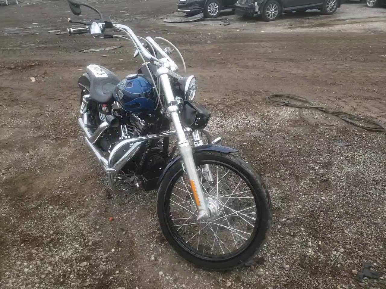 2012 HARLEY-DAVIDSON FXDWG DYNA 1HD1GPM1XCC303431