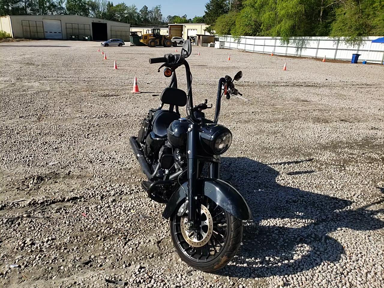 2019 HARLEY-DAVIDSON FLHRXS 1HD1KVP11KB678384