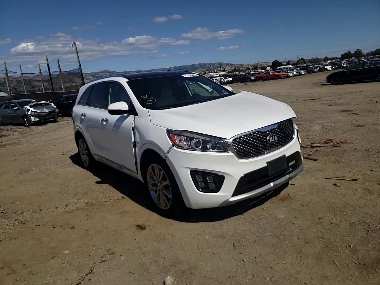 2016 KIA SORENTO SX 5XYPK4A54GG163846