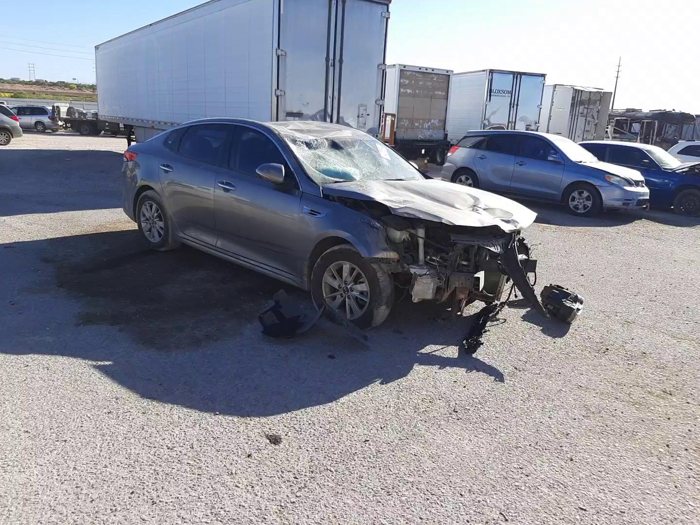 2018 KIA OPTIMA LX 5XXGT4L30JG200587