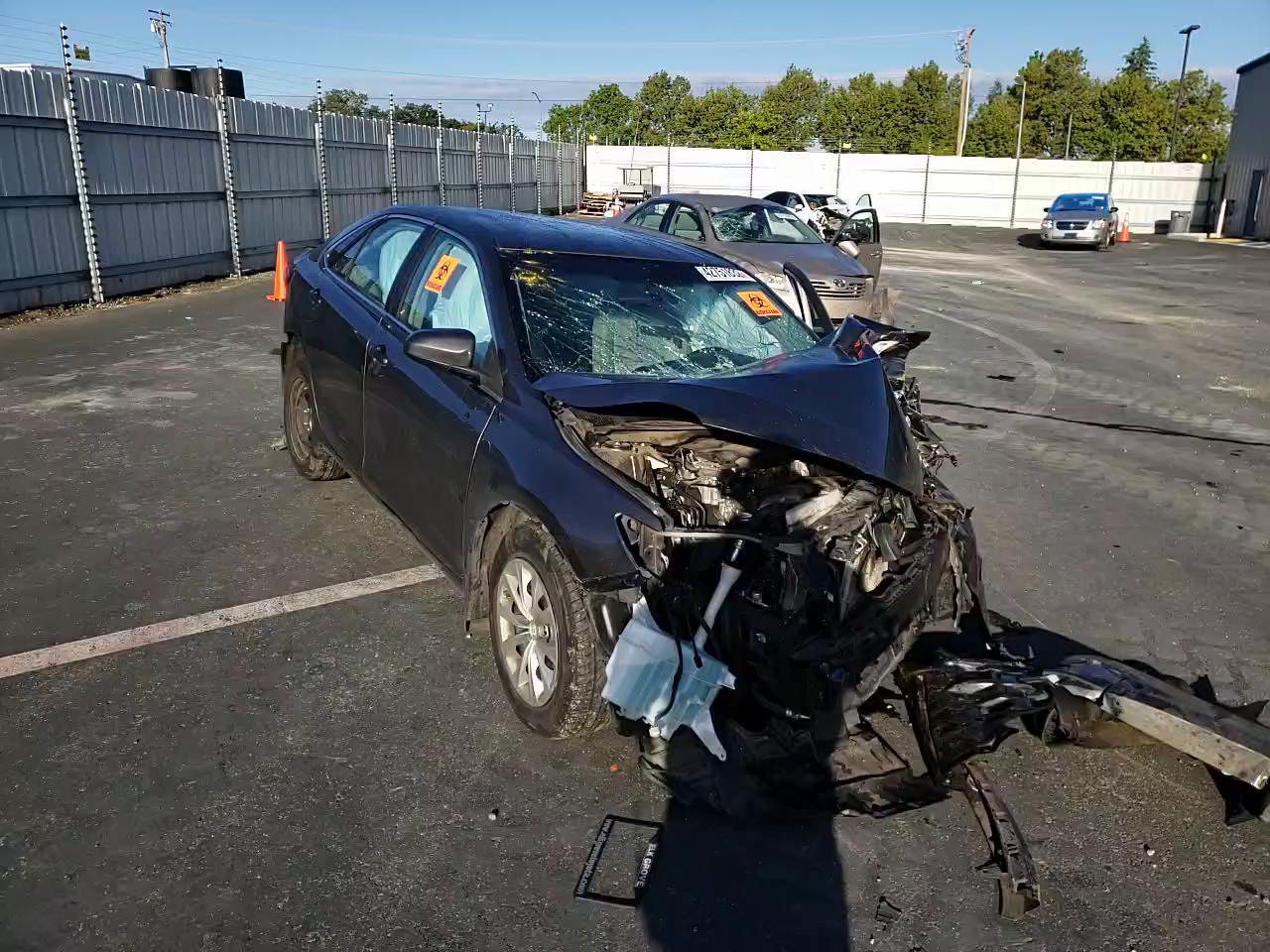 2017 TOYOTA CAMRY LE 4T1BF1FK9HU648412