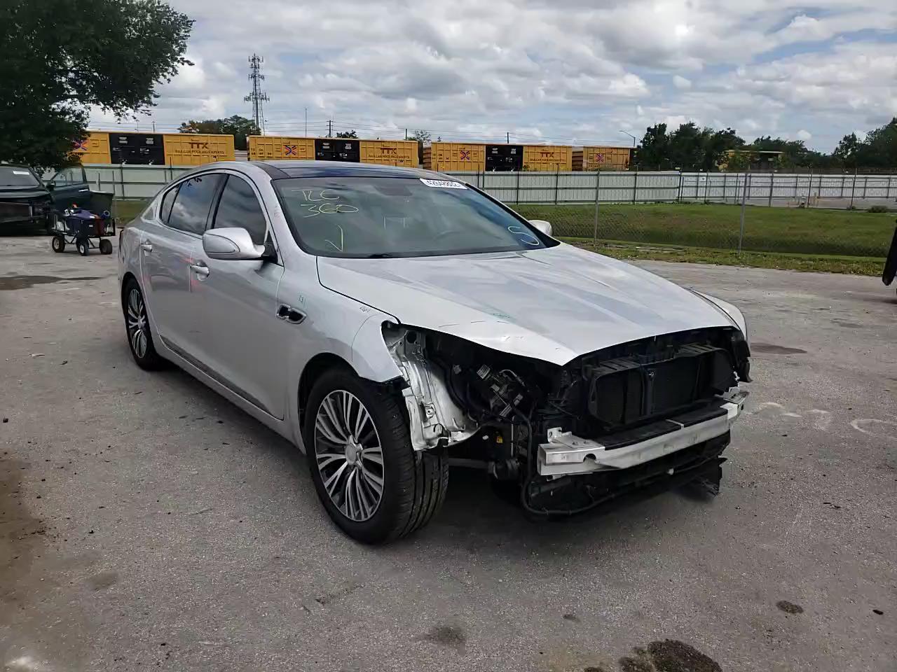 2016 KIA K900 KNALT4D35G6031295