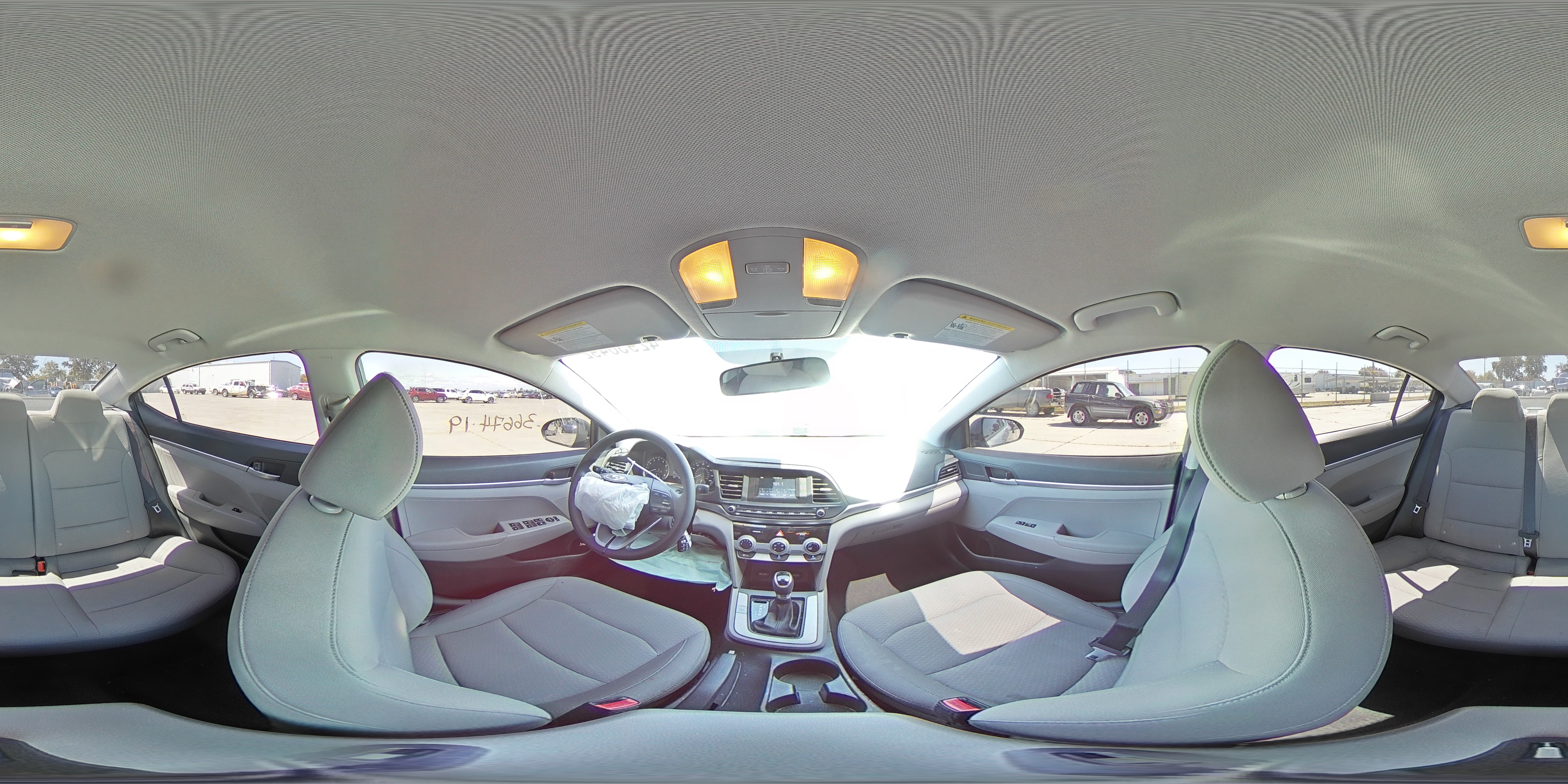2019 HYUNDAI ELANTRA SE KMHD74LF8KU784701