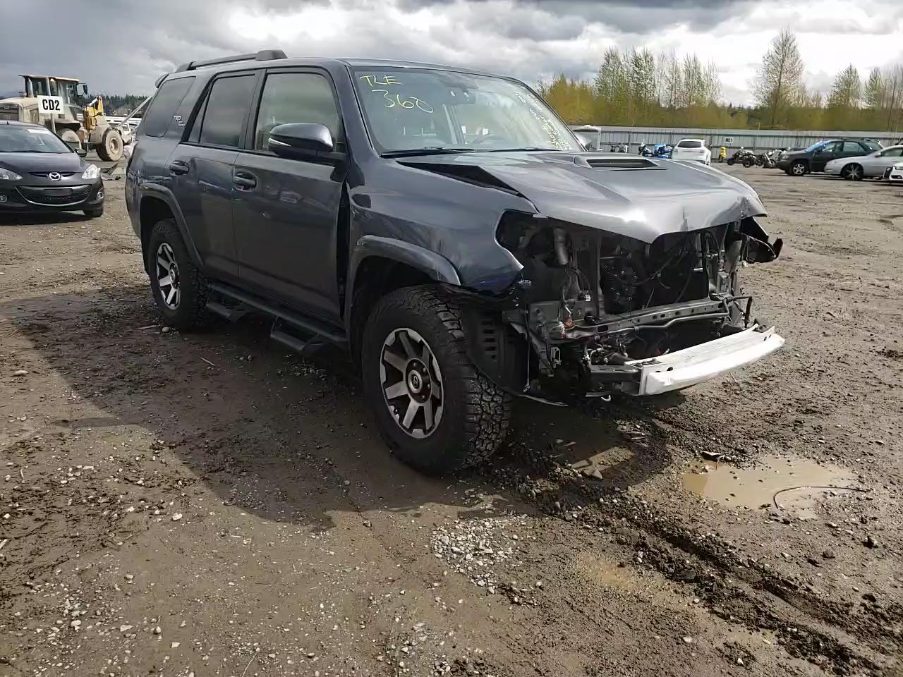 2019 TOYOTA 4RUNNER SR JTEBU5JRXK5711293