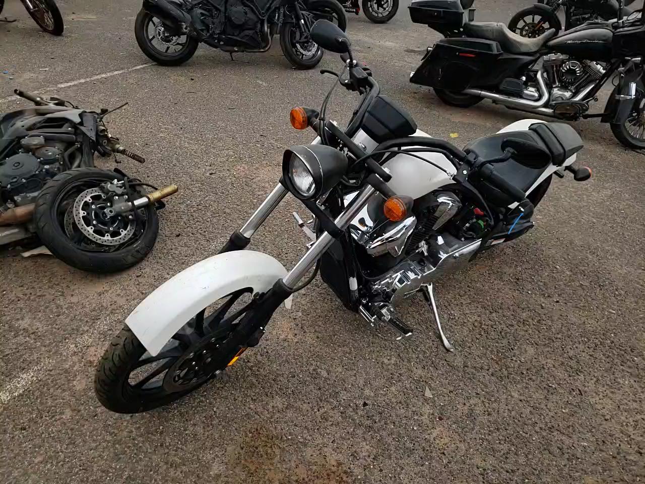 2020 HONDA VT1300 CX JH2SC6123LK500866