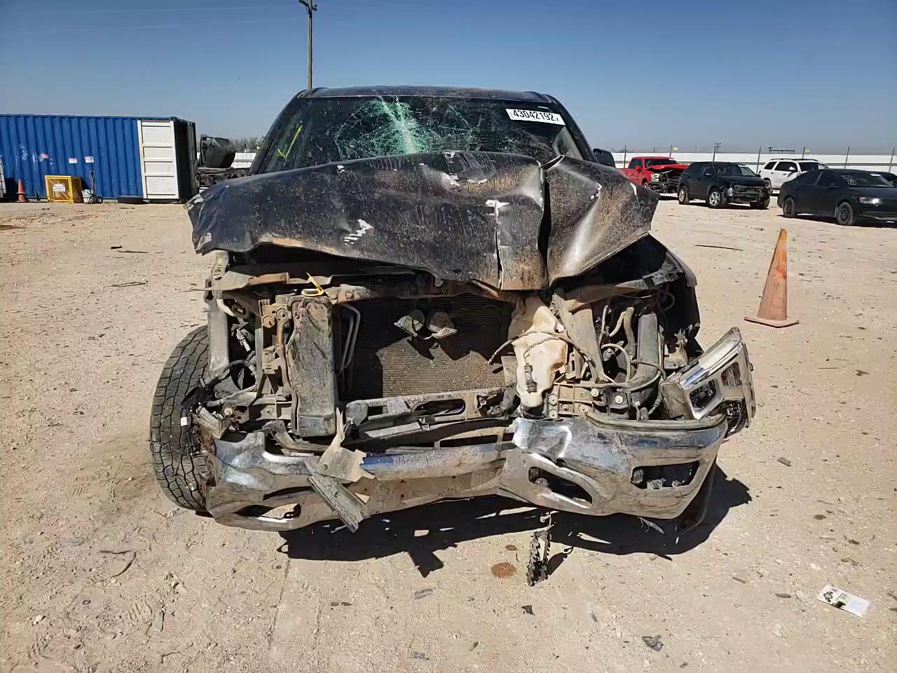 2019 RAM 1500 TRADE 1C6SRFGT2KN561752