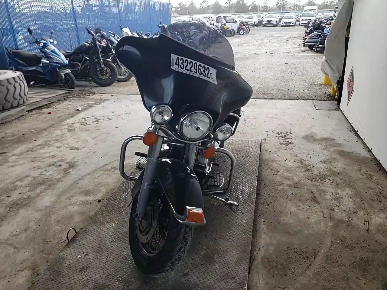2006 HARLEY-DAVIDSON FLHTI 1HD1FVW186Y685275