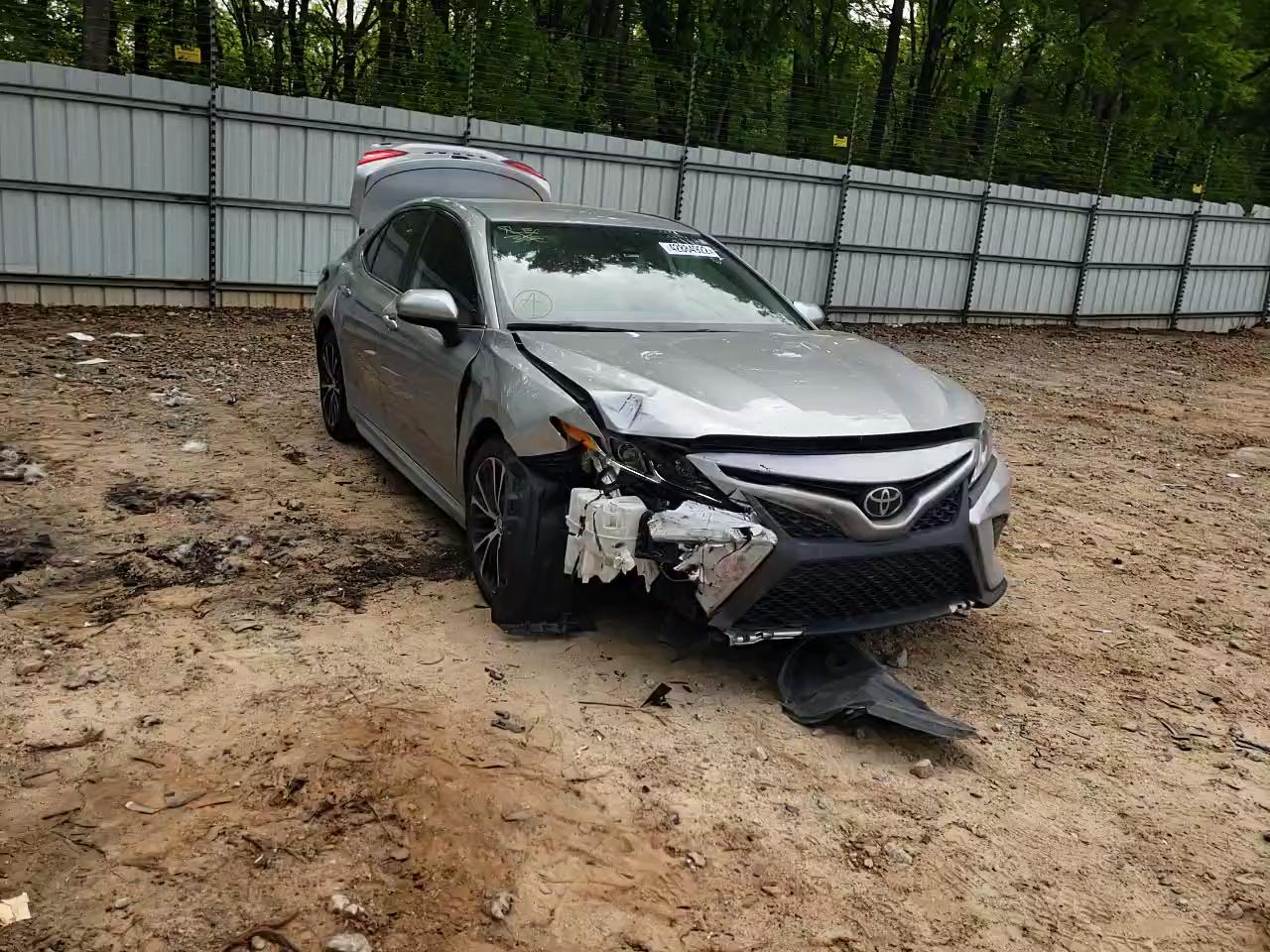 2019 TOYOTA CAMRY L 4T1B11HKXKU822166