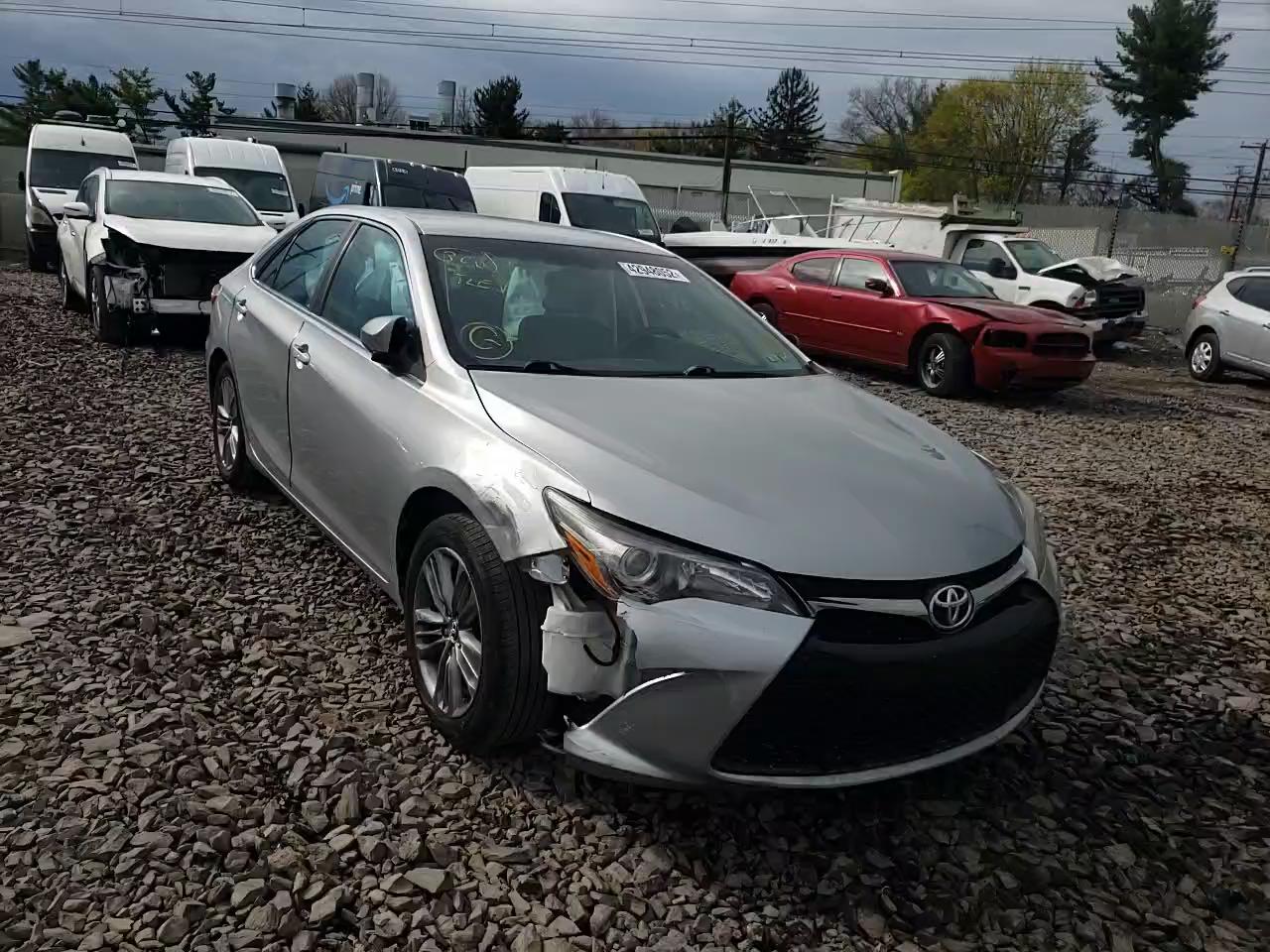 2015 TOYOTA CAMRY LE 4T1BF1FK2FU951514
