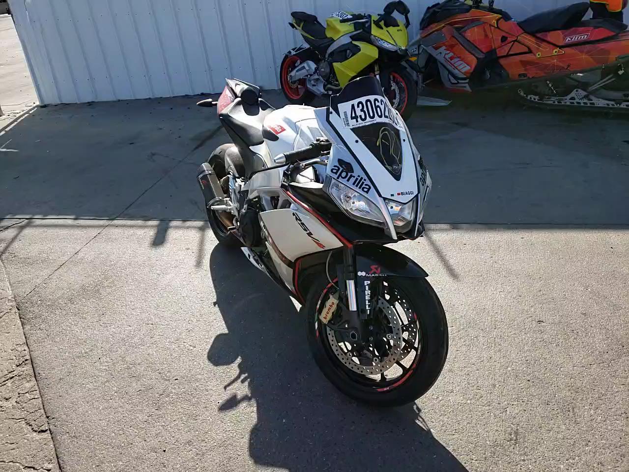 2010 APRILIA RSV4 R ZD4RKC019AS000147