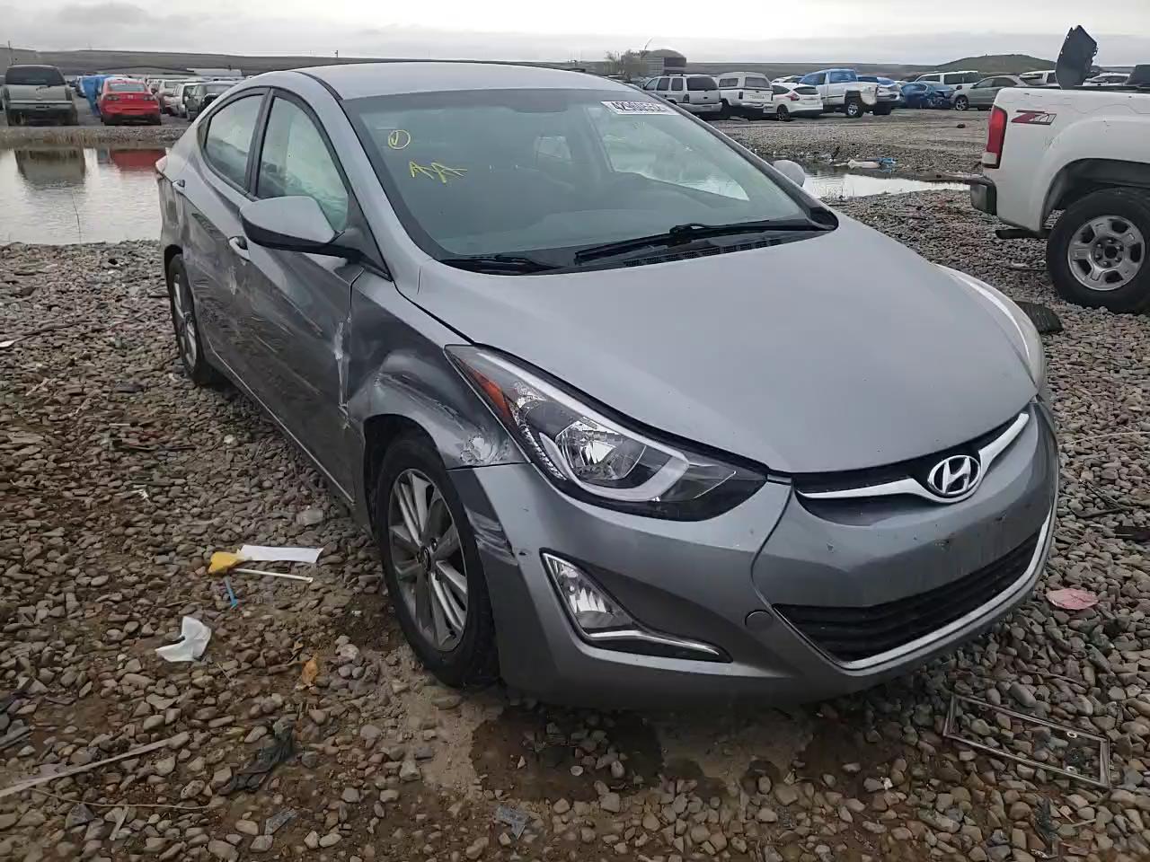 2016 HYUNDAI ELANTRA SE 5NPDH4AE6GH757266