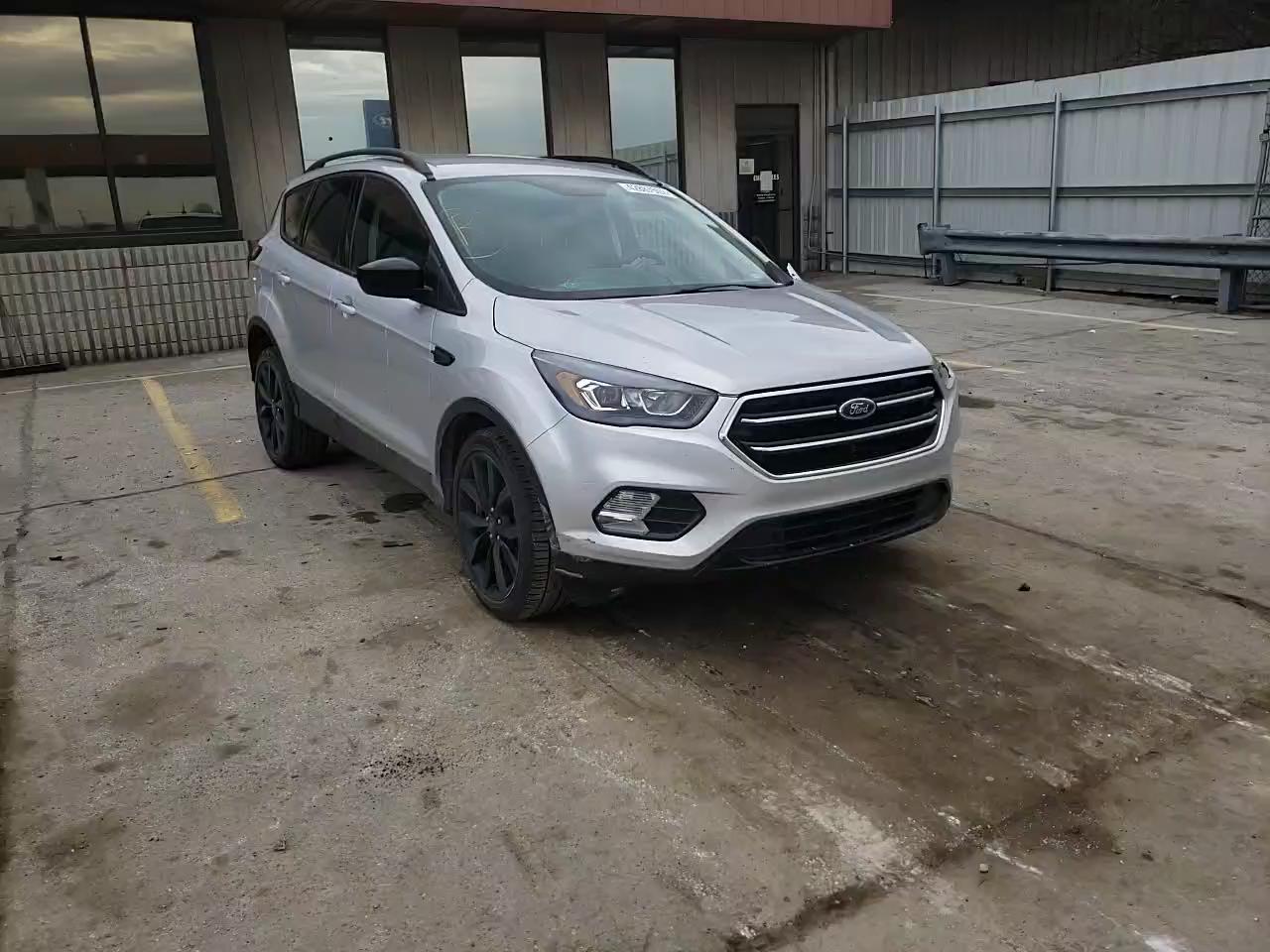 2019 FORD ESCAPE SE 1FMCU0GD8KUA64367