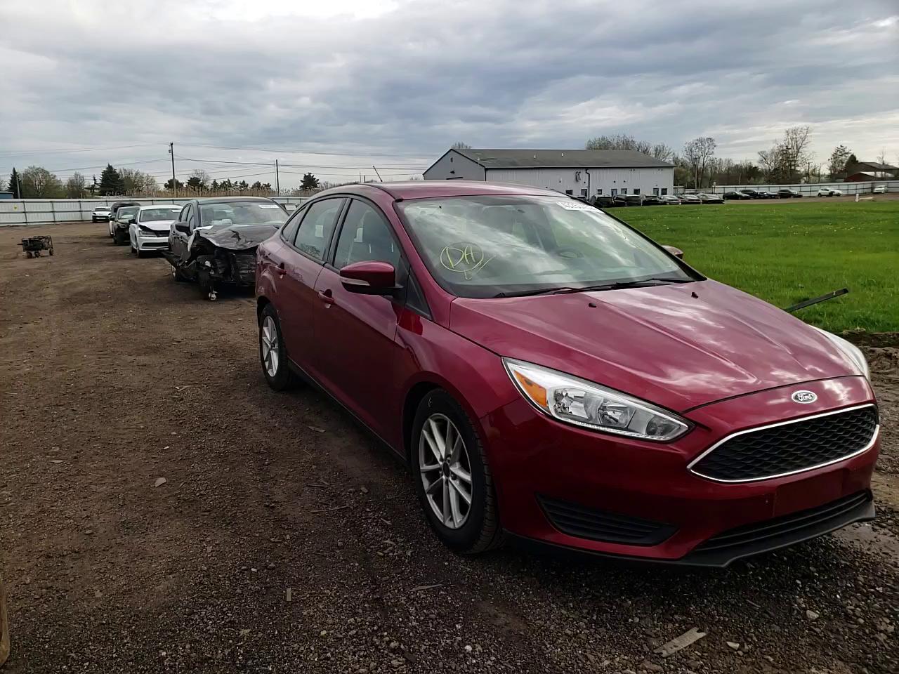 2016 FORD FOCUS SE 1FADP3F24GL401718
