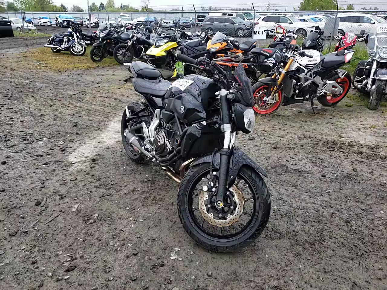 2016 YAMAHA FZ07 JYARM06E4GA006494