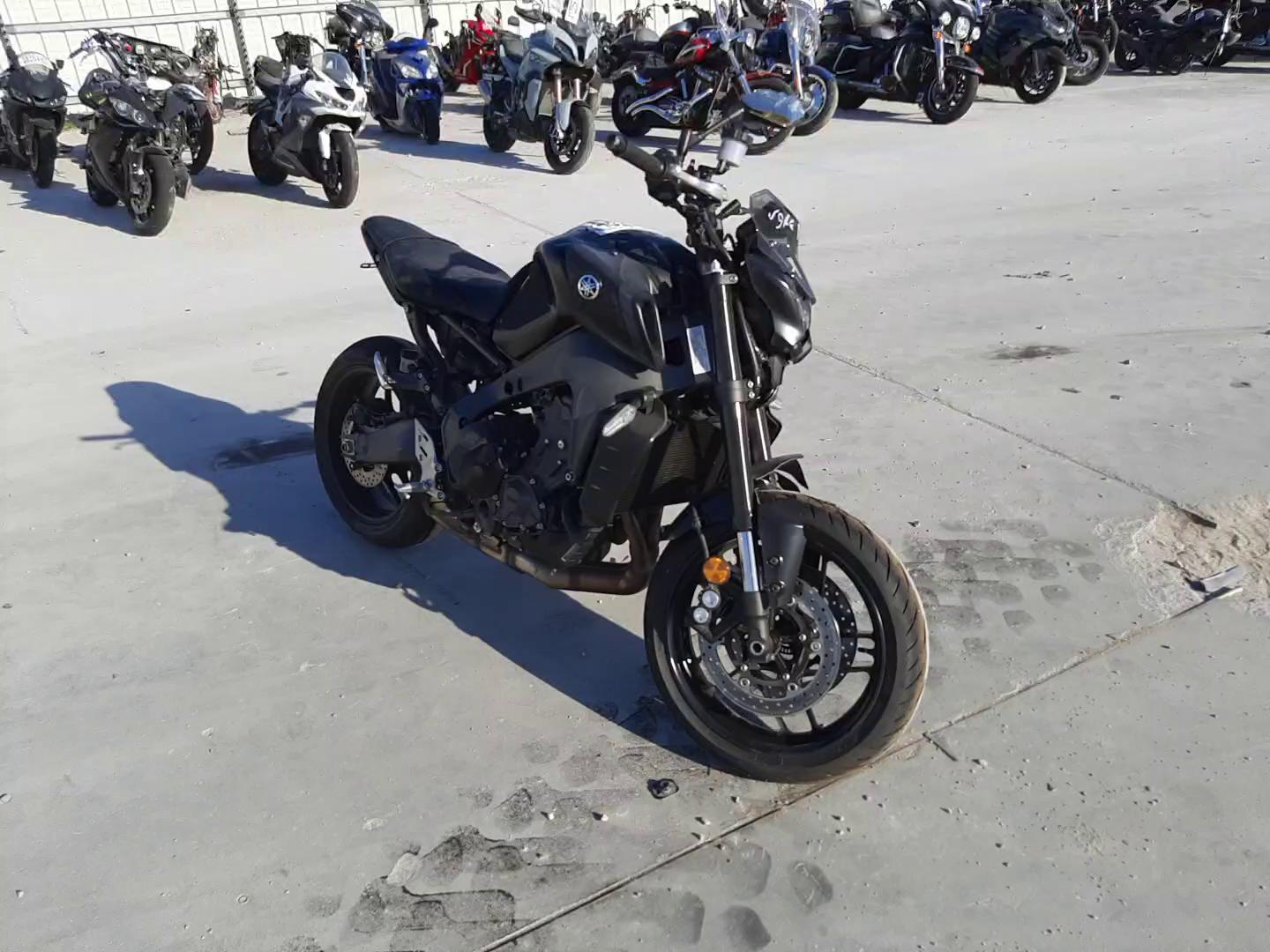 2021 YAMAHA MT09 JYARN71E0MA000474