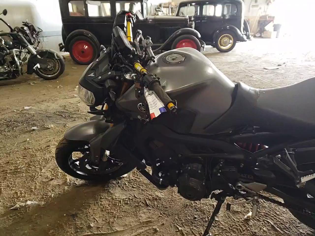 2015 YAMAHA FZ09 JYARN33E7FA006264