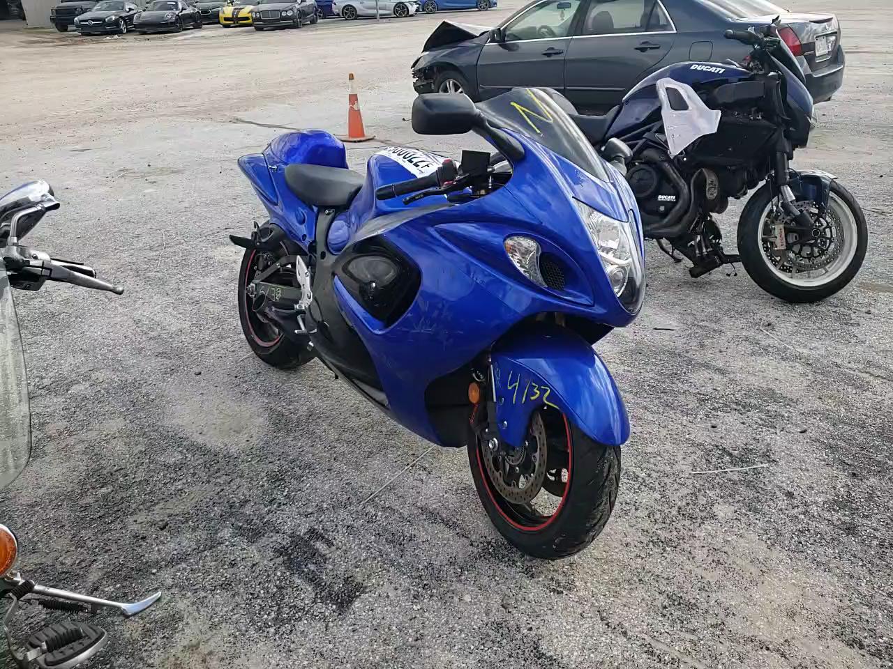 2017 SUZUKI GSX1300 RA JS1GX72B9H2100660