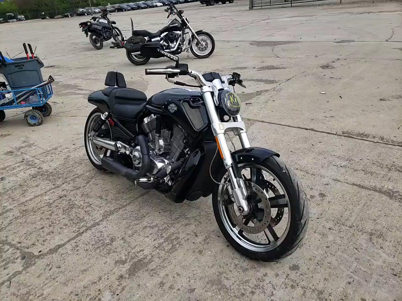 2012 HARLEY-DAVIDSON VRSCF VROD 1HD1HPH18CC805281