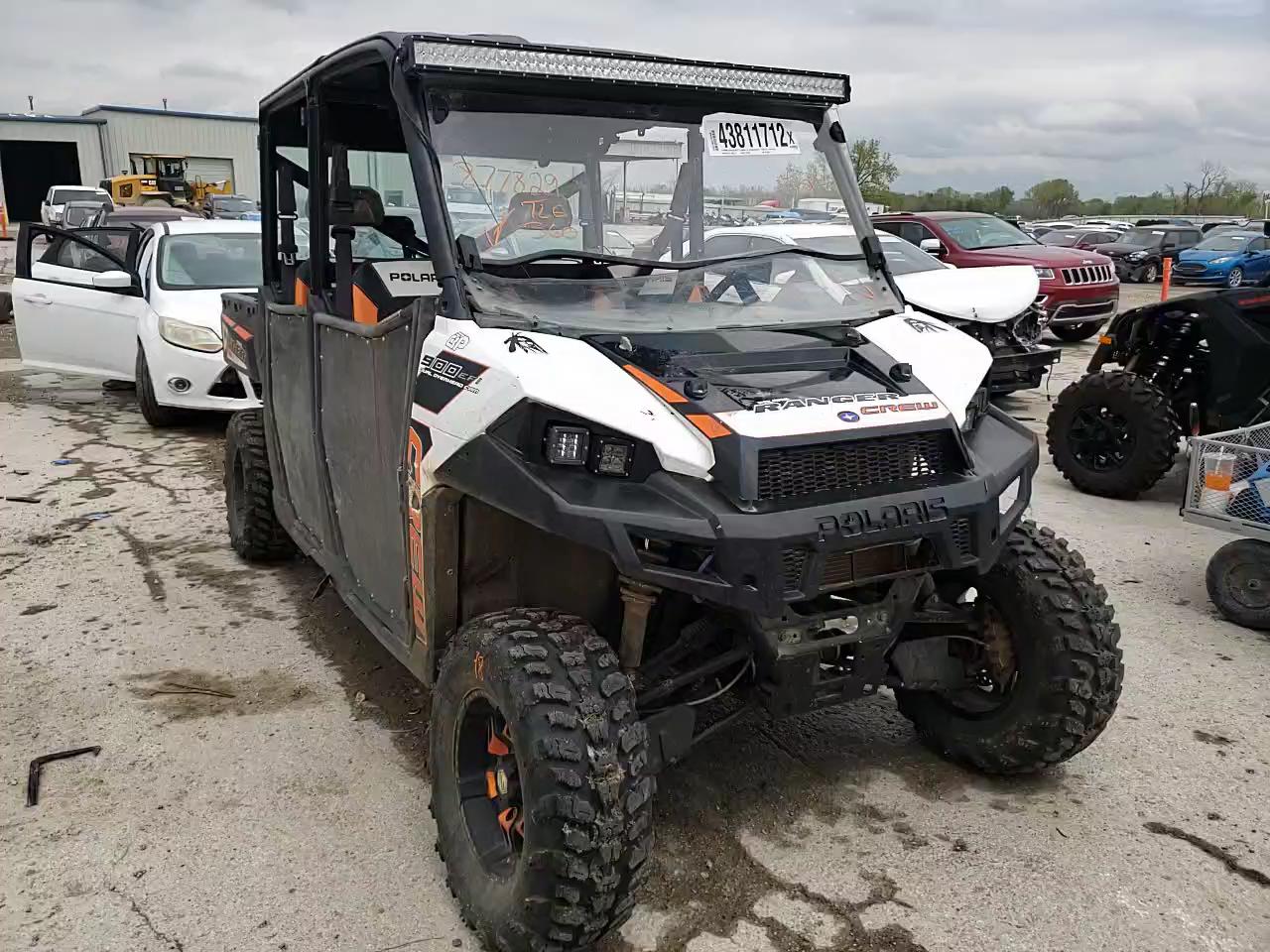 2015 POLARIS RANGER CRE 3NSRUE874FG877829