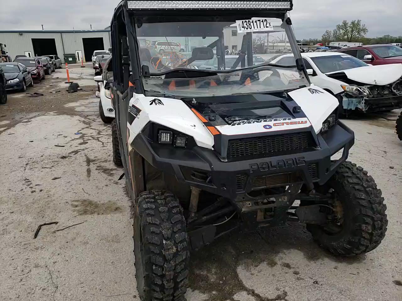 2015 POLARIS RANGER CRE 3NSRUE874FG877829