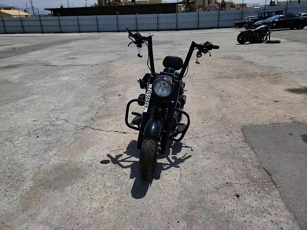 2020 HARLEY-DAVIDSON FLHRXS 1HD1KVP20LB602245