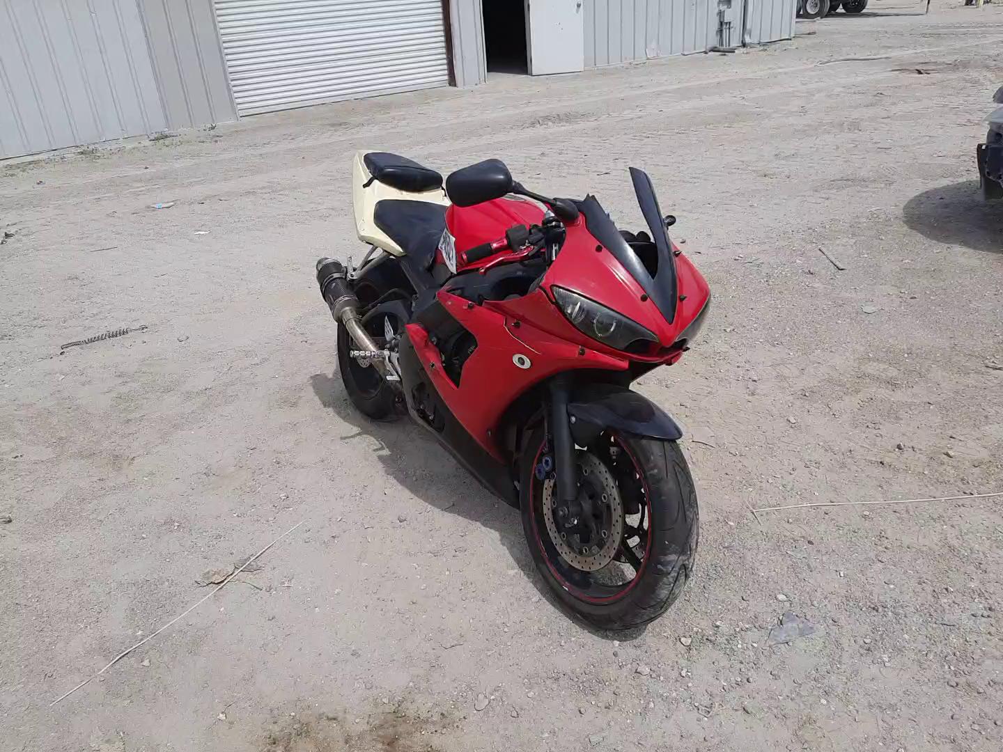 2004 YAMAHA YZFR6 L JYARJ06E24A015229