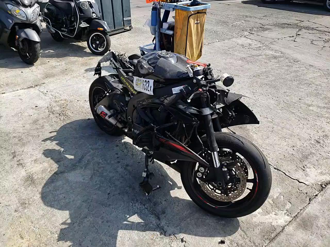 2015 YAMAHA YZFR6 C JYARJ16Y6FA009680