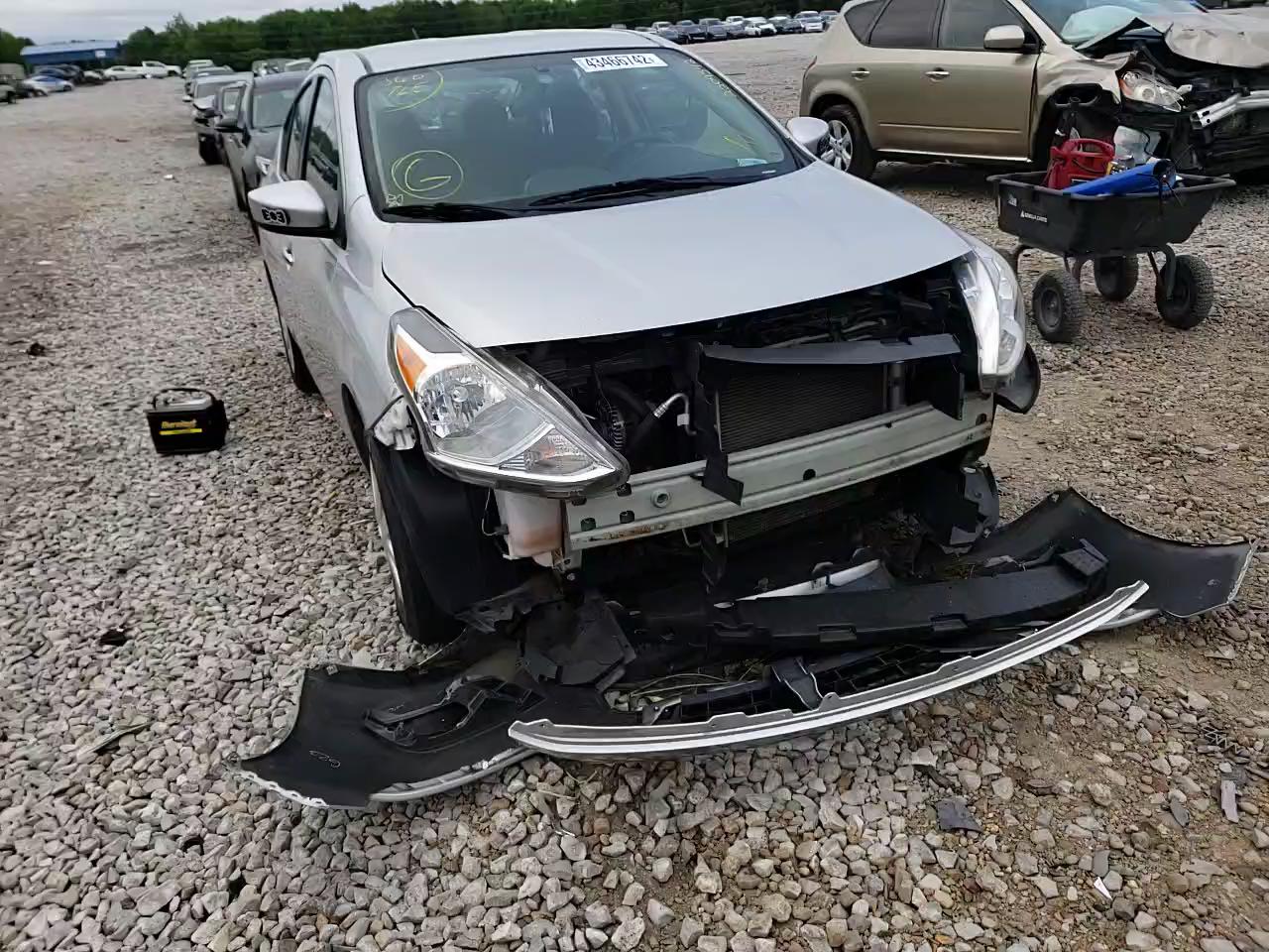 2019 NISSAN VERSA S 3N1CN7AP4KL808332