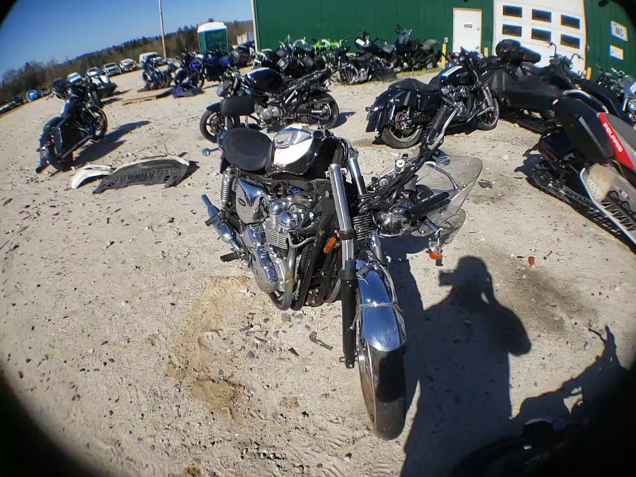 2004 TRIUMPH MOTORCYCLE T100 BONNE SMT910HN44J187510