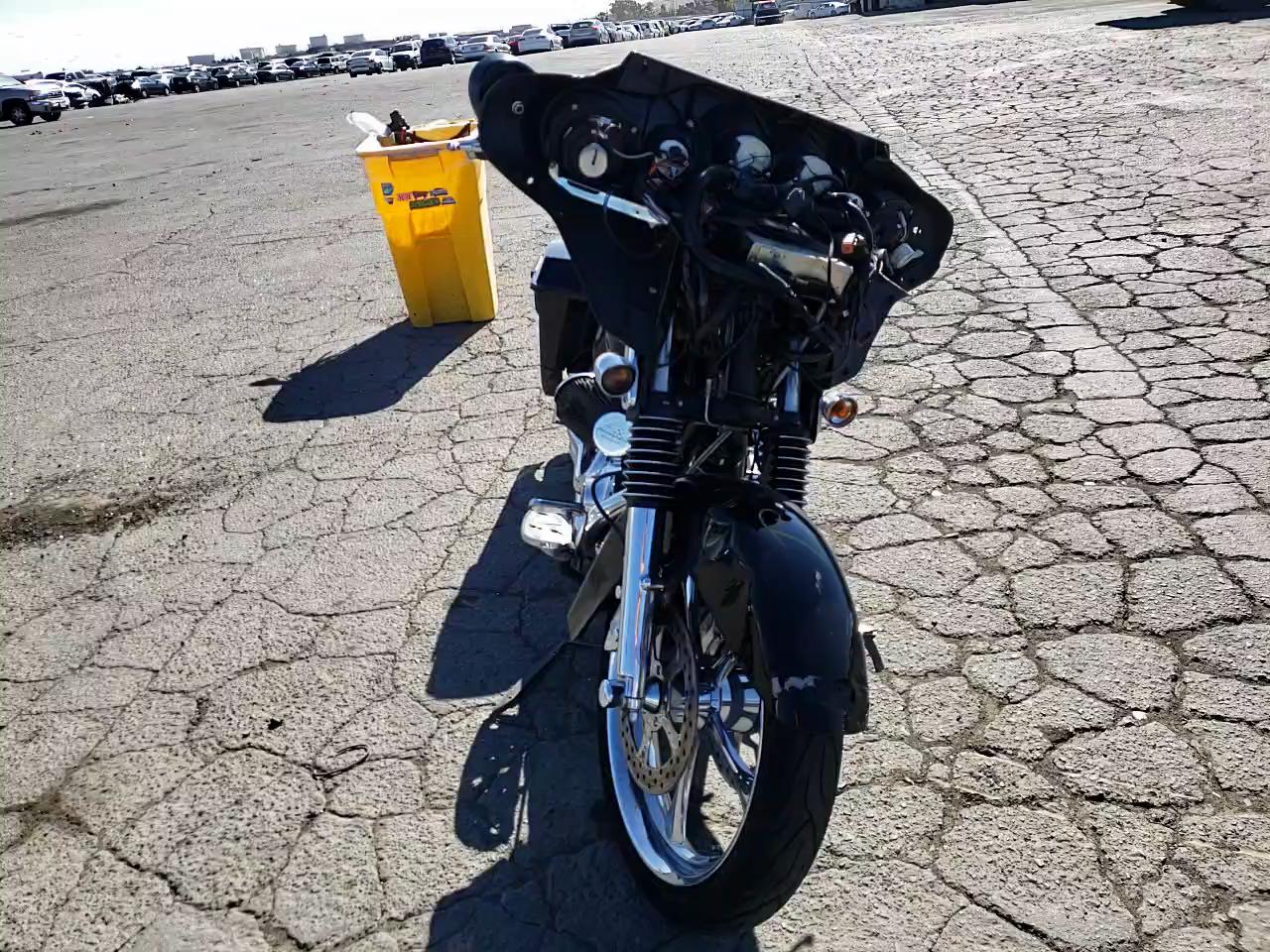 2009 HARLEY-DAVIDSON FLHX 1HD1KB4119Y610533