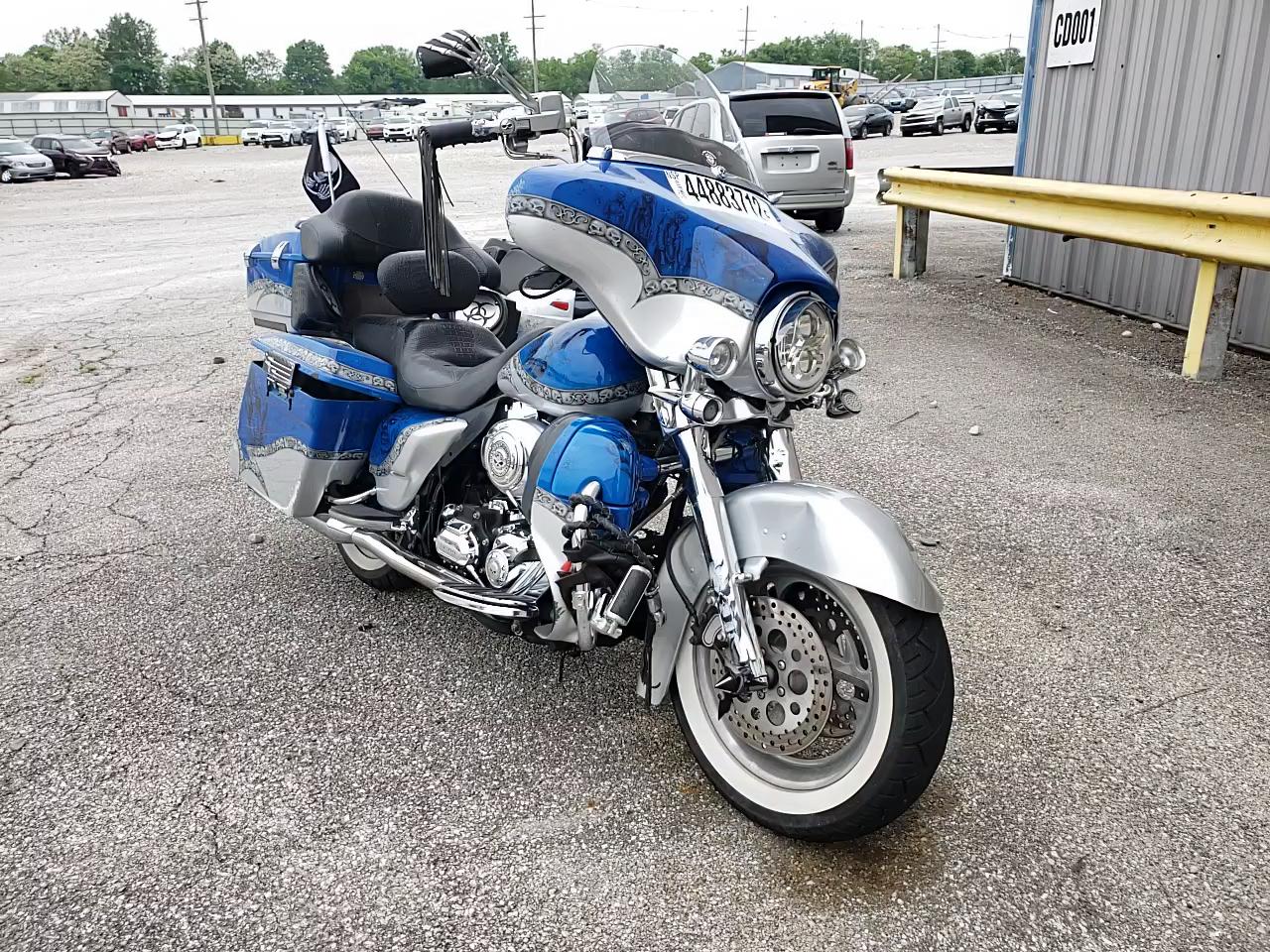 2007 HARLEY-DAVIDSON FLHX 1HD1KB4117Y635400
