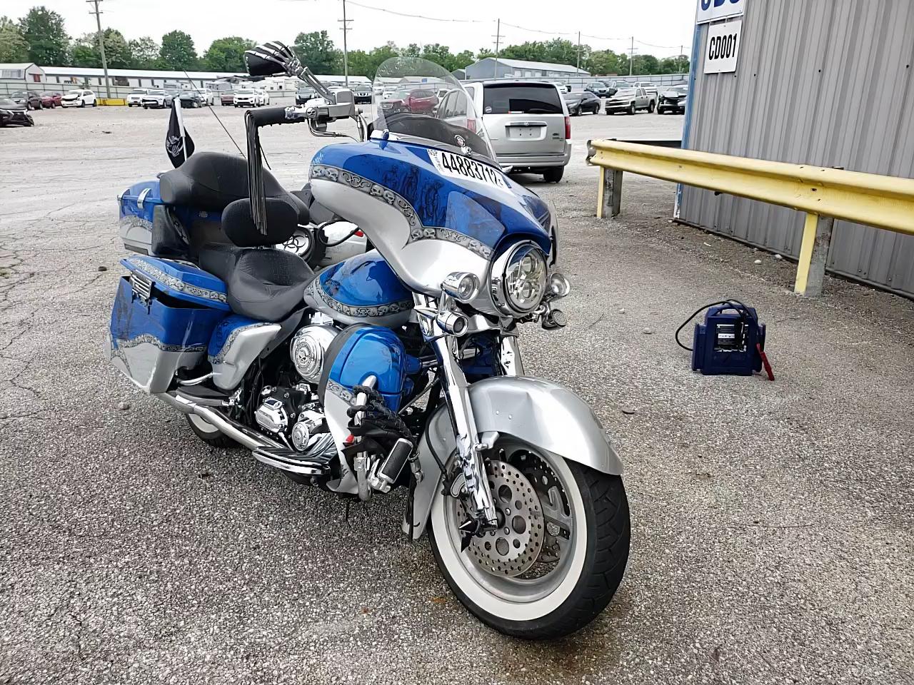2007 HARLEY-DAVIDSON FLHX 1HD1KB4117Y635400